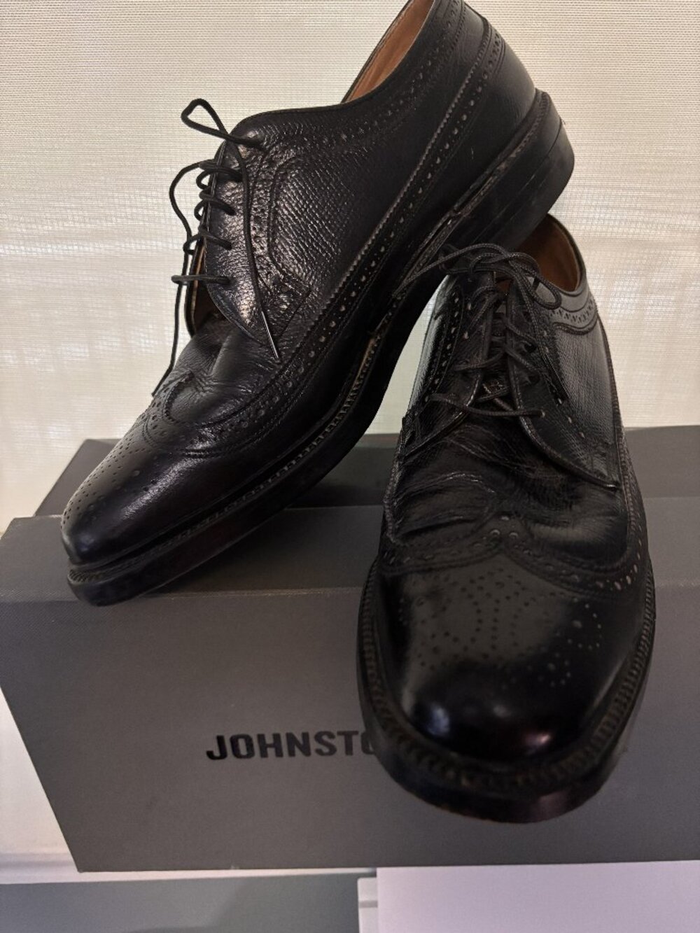 Johnston & Murphy Cordovan Leather Wingtip Oxfords Men's 9M Black USA Made